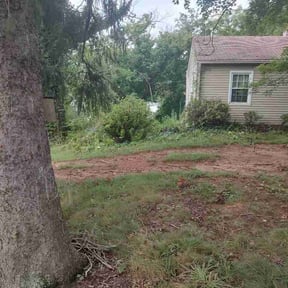 Flower Bed Weeding by Gs lawn care reviewed on July 23, 2026
