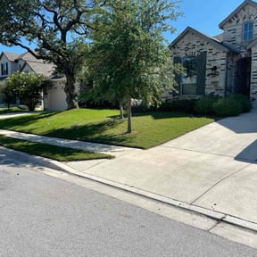 yard maintenance by Mow-4-You reviewed on August 17, 2025