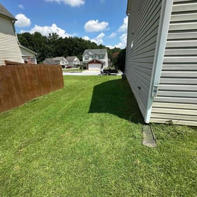 yard work by Cherry Lawncare reviewed on August 21, 2025