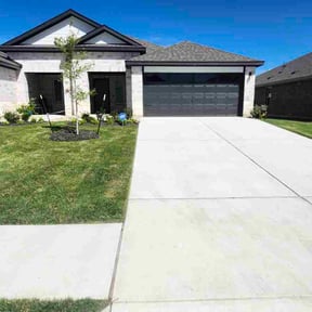 lawn care by GSE Lawn Care reviewed on August 15, 2025