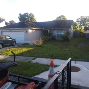 Bush Trimming by Donald Austile Lawn Care reviewed on August 16, 2025