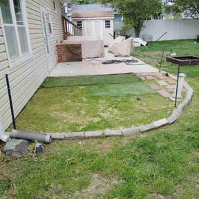 Flower Bed Weeding by Dump Masters Elite LLC reviewed on August 18, 2026