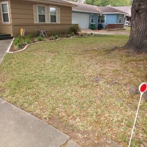 Leaf Removal by Bulldog&#039;s Lawn Care reviewed on October 2, 2025