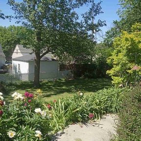 gardening service by Michael&#039;s Superior Lawn Service reviewed on November 23, 2025