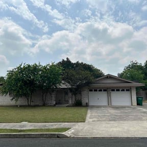 landscaping by t&g custom carpentry reviewed on August 20, 2025