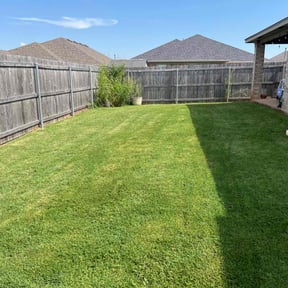 lawn care services by J&E Lawn care reviewed on August 19, 2024