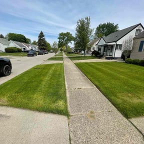 gardening service by JPR DIVINE LANDSCAPING reviewed on August 21, 2025