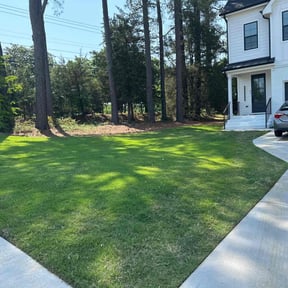 landscaping services by Williams landscaping and maintenance servicese reviewed on November 18, 2025