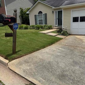 yard care by Etown Odd Jobs reviewed on August 21, 2025