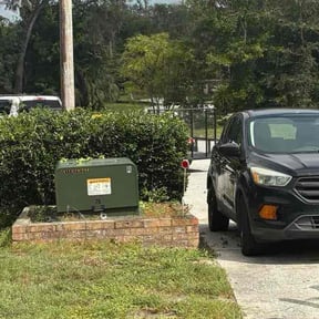 Bush Trimming by Shawn Hussey Lawns reviewed on October 20, 2025