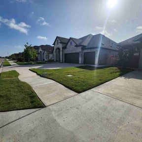 landscaping services by Greg's Landscaping reviewed on August 15, 2025