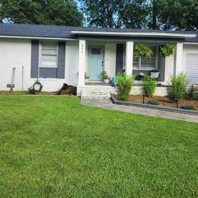 turf care by Santos E Pereira reviewed on August 16, 2025