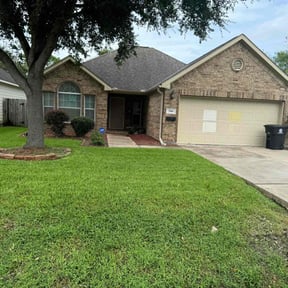 residential landscaping by Together Family Landscapes LLC reviewed on August 20, 2025
