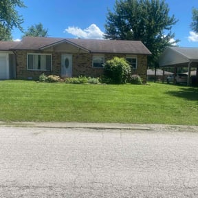yard maintenance by Collins Lawn Care reviewed on August 15, 2025
