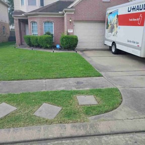 landscape maintenance by Contreras Outdoors reviewed on August 17, 2025