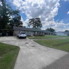 yard maintenance by Maryhaven farm reviewed on August 19, 2025