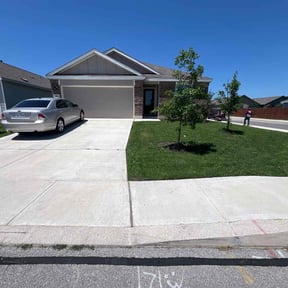 gardening service by We Mow Omaha reviewed on August 16, 2025
