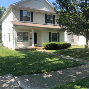 yard service by Falkner's mowing and service reviewed on August 16, 2025