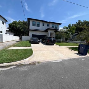 yard care by DAlawncare reviewed on December 12, 2023