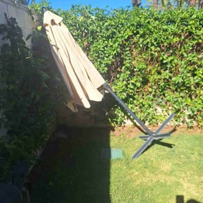 Bush Trimming by T&amp;T Service's reviewed on November 20, 2025