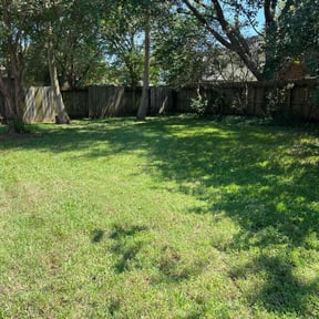 landscaping services by Frazier Lawn Care reviewed on August 20, 2025