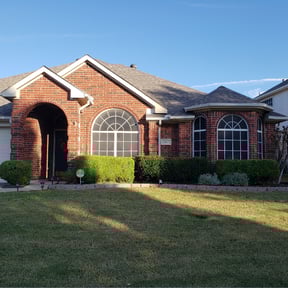 Bush Trimming by Quality Lawn Care reviewed on April 16, 2024