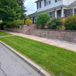 grass cutting by Crystal Hathaway reviewed on April 6, 2024