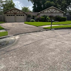 landscaping services by Yard shard LLC reviewed on August 16, 2025