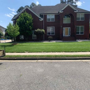 yard work by Drayton Boys Lawn Service reviewed on May 13, 2022