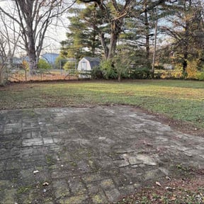 Leaf Removal by L and J Lawncare llc reviewed on November 23, 2025