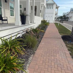 Flower Bed Weeding by Mr.jayy.boy.landscape reviewed on January 16, 2026