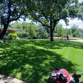 landscape maintenance by Blue Hen lawn care reviewed on August 20, 2025