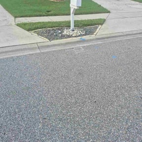 Flower Bed Weeding by Lawn and Labor Services reviewed on November 22, 2025