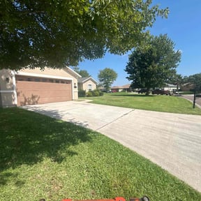 residential landscaping by Alfas landscaping reviewed on December 1, 2025