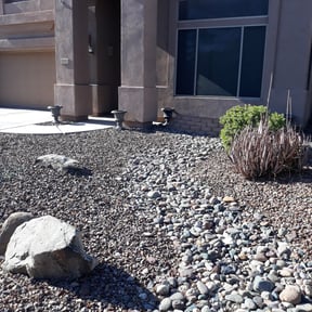 Flower Bed Weeding by Justin Myers reviewed on August 15, 2025