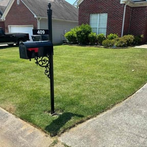 residential landscaping by Dixiecup Mowing reviewed on August 20, 2025