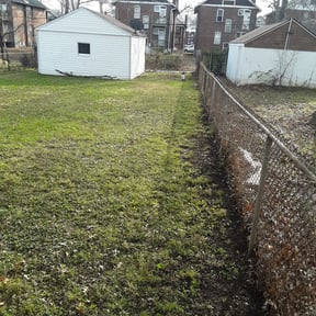 Leaf Removal by Texas landscape reviewed on September 29, 2025