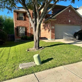 landscaping by mallory&#039;s landscaping reviewed on March 5, 2023