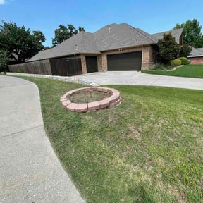 Flower Bed Weeding by Green knight services reviewed on August 17, 2026