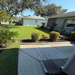 Bush Trimming by Greeley Greenscapes reviewed on May 2, 2024