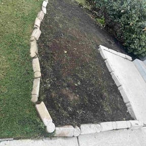 Flower Bed Weeding by Mow Pro reviewed on October 20, 2025