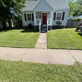 turf maintenance by BareFoot LandScapes reviewed on August 20, 2025