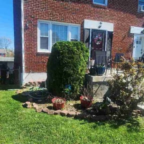 Bush Trimming by Bella Vista Landscape Services reviewed on April 4, 2026