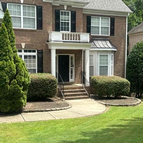 Bush Trimming by Enclave Landscape Management reviewed on April 29, 2024