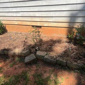 Flower Bed Weeding by JBSglobal property management corporation reviewed on November 8, 2025