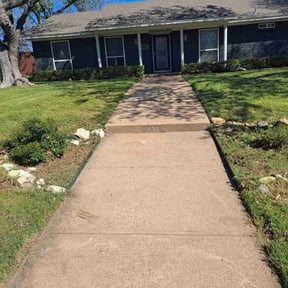 Long Grass Cleanup by Mondragon landscaping reviewed on August 15, 2025