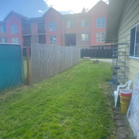 lawn service by FlexCuts Lawncare reviewed on October 6, 2023