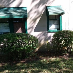 Bush Trimming by Copperfield Lawn reviewed on August 15, 2025