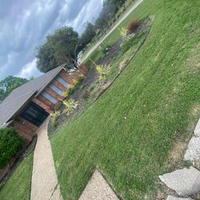 gardening service by Shore Clean Solutions reviewed on August 19, 2025