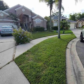 gardening service by Hoot PM Inc reviewed on November 24, 2025